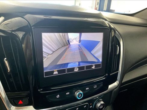Used 2023 Chevrolet Traverse LT AWD/4WD image 19
