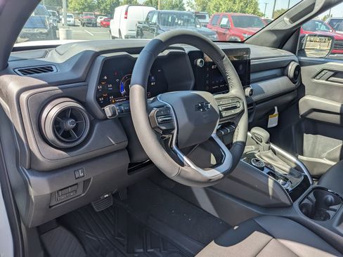New 2026 Chevrolet Colorado Trail Boss AWD/4WD image 10