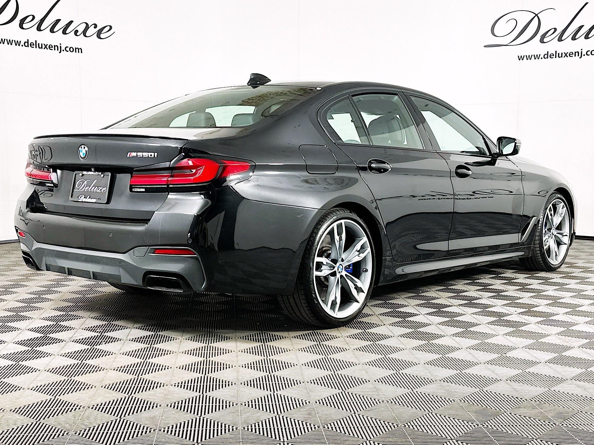 Used 2023 BMW M550i xDrive w/ Executive Package AWD/4WD image 6