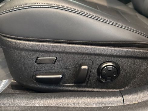 Used 2023 Kia Stinger GT2 image 10