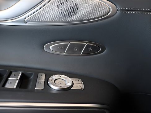 New 2026 Genesis GV70 2.5T Select image 10