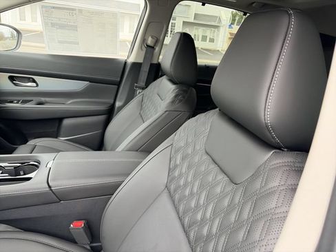 New 2026 Nissan Murano Platinum w/ Cargo Package AWD/4WD image 11