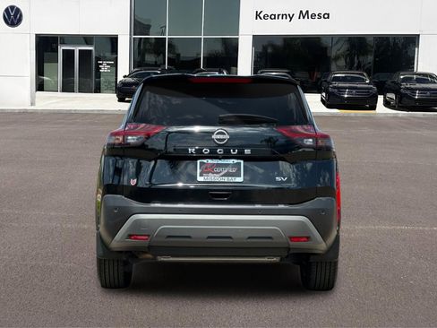Used 2023 Nissan Rogue SV image 5