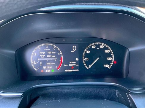 Used 2025 Honda CR-V EX image 9
