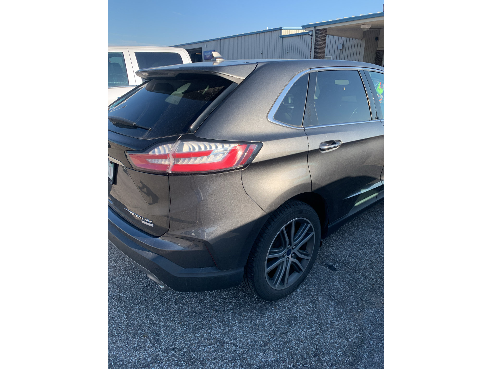 Used 2019 Ford Edge Titanium w/ Cold Weather Package AWD/4WD image 3