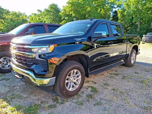 Certified 2023 Chevrolet Silverado 1500 LT AWD/4WD image 3