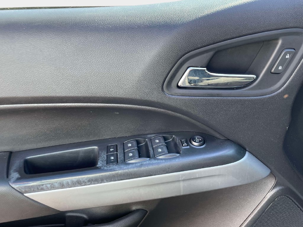 Used 2018 Chevrolet Colorado LT w/ LT Convenience Package RWD image 19