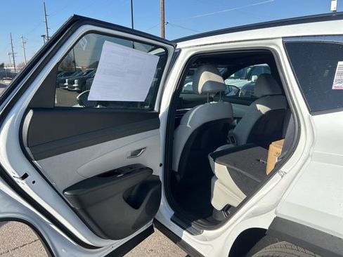 New 2026 Hyundai Tucson Limited image 24