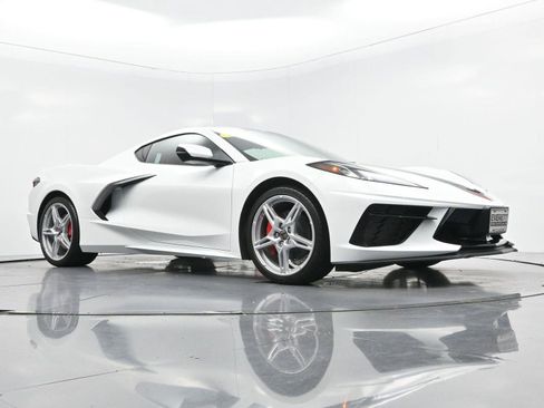Used 2024 Chevrolet Corvette Stingray Coupe w/ 1LT RWD image 39