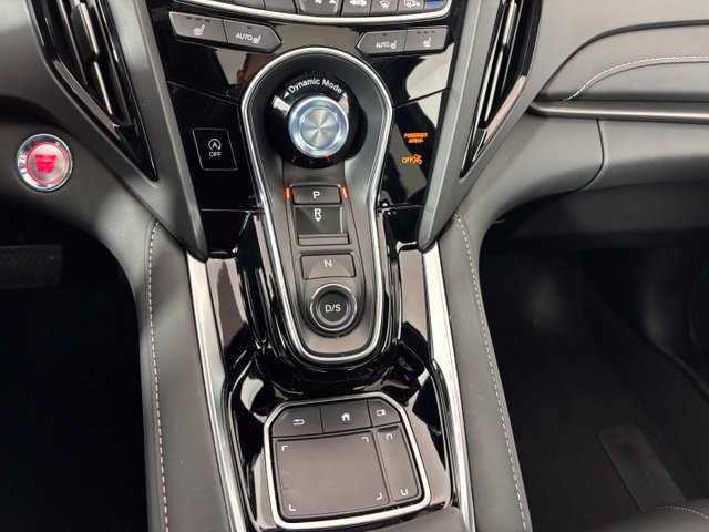 Used 2025 Acura RDX SH-AWD image 18