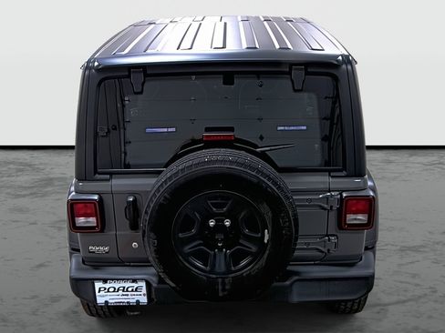 Used 2021 Jeep Wrangler Unlimited Sport image 3