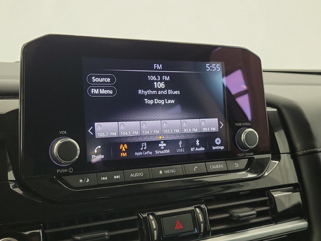 Used 2024 Nissan Pathfinder SV FWD image 21
