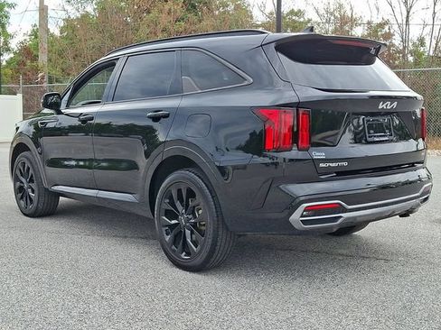 Used 2023 Kia Sorento SX AWD/4WD image 7