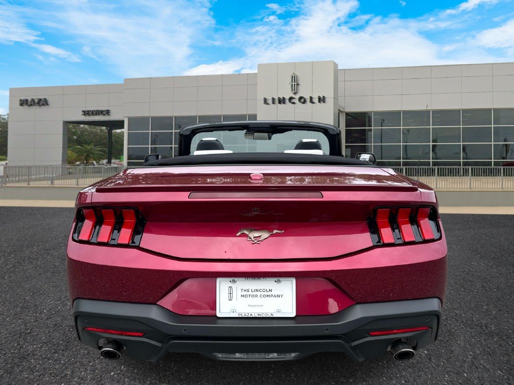 Used 2025 Ford Mustang Premium RWD image 4