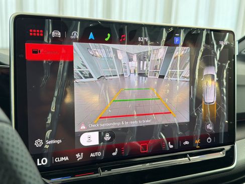 New 2026 Volkswagen Golf SE image 25