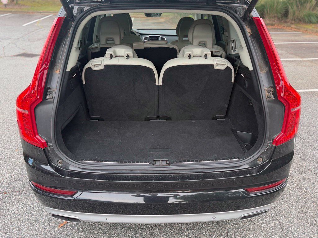 Used 2020 Volvo XC90 T5 Momentum AWD/4WD image 20
