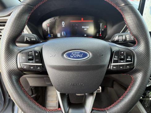 Used 2023 Ford Escape ST-Line w/ Tech Pack #1 FWD image 35
