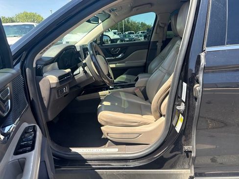 Used 2021 Lincoln Corsair FWD w/ Convenience Package image 5