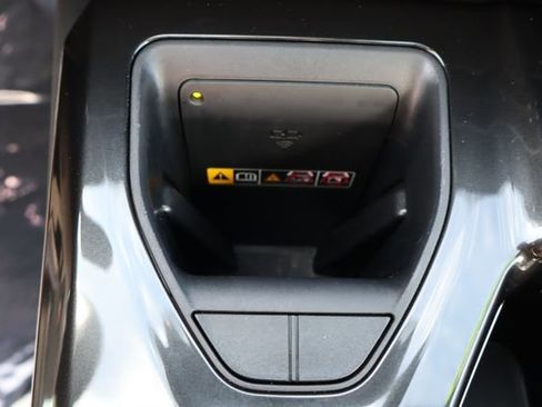 Used 2025 Toyota Crown Signia image 41