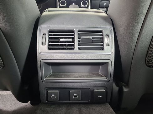 Used 2024 Jaguar XF R-Dynamic SE image 29