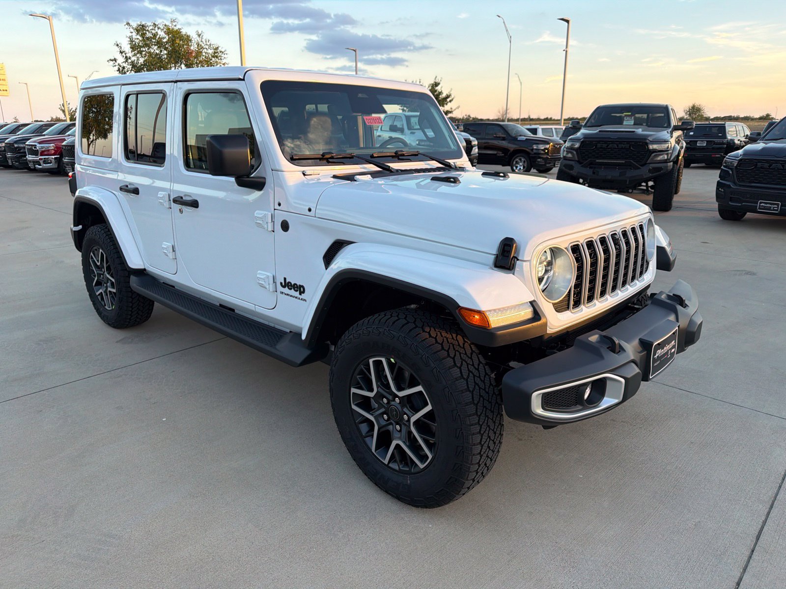 New 2027 Jeep Wrangler Unlimited Sahara AWD/4WD image 7