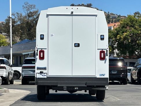 New 2026 Ford E-350 and Econoline 350 Super Duty w/ Power Equipment Group RWD image 4