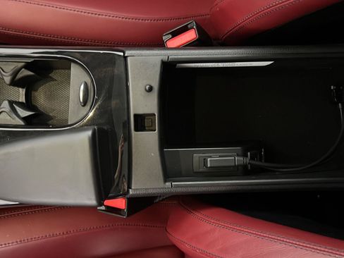 Used 2014 Mercedes-Benz SLK 250 image 9