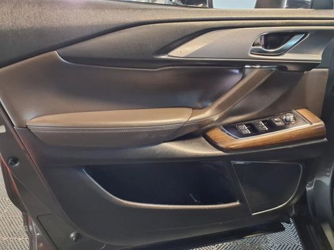 Used 2021 MAZDA CX-9 Signature AWD/4WD image 17