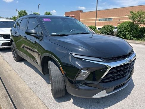 Used 2024 Chevrolet Blazer LT w/ Convenience Package AWD/4WD image 2