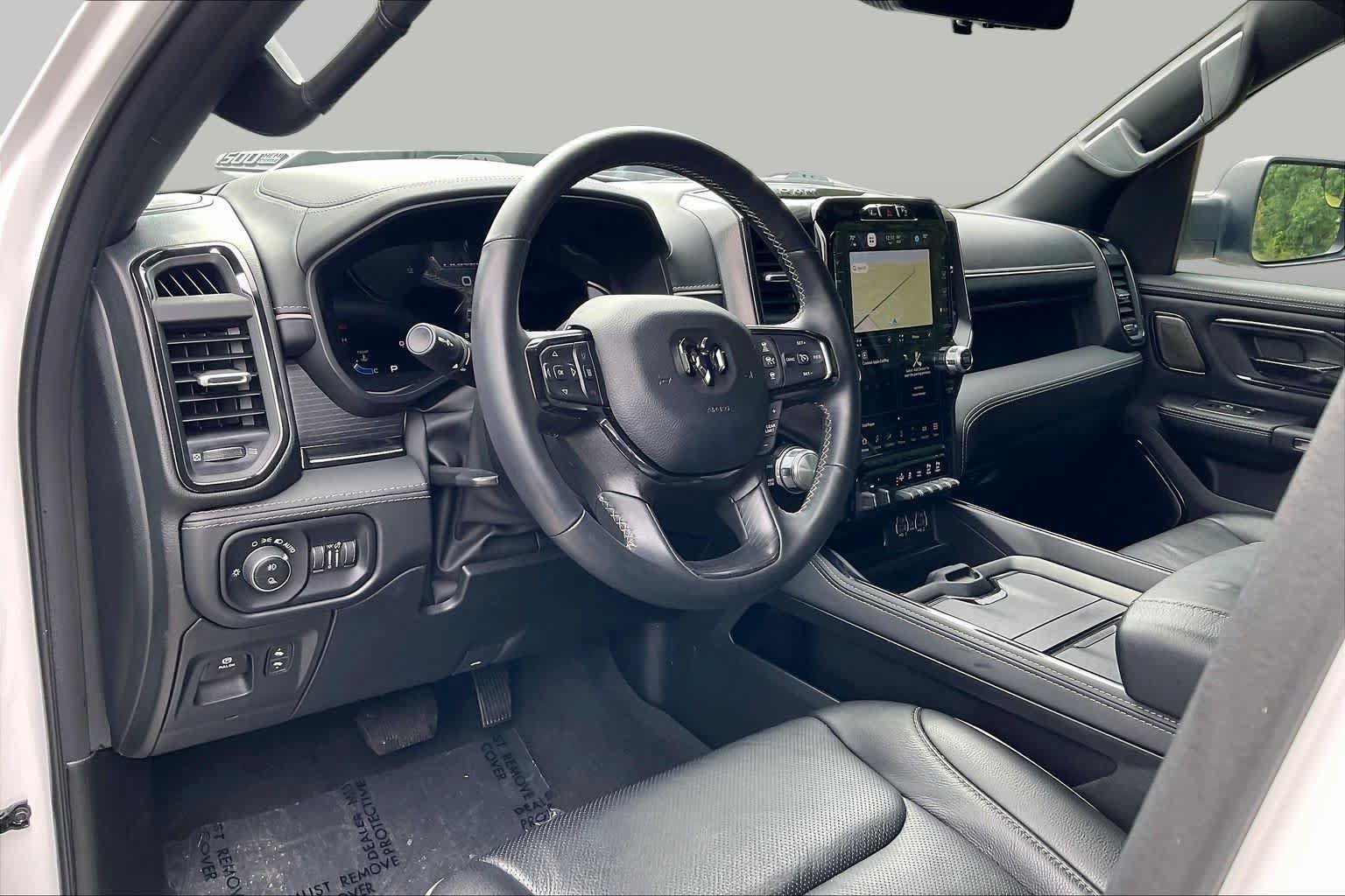 Used 2023 RAM 1500 Limited AWD/4WD image 17