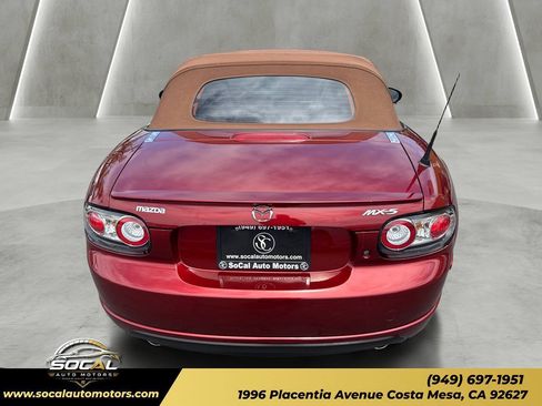 Used 2006 MAZDA MX-5 Miata Grand Touring w/ Appearance Pkg RWD image 13
