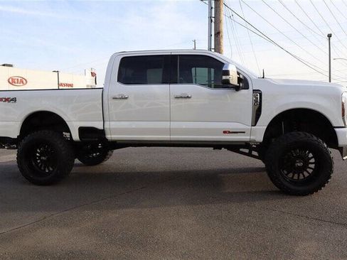 Used 2024 Ford F350 Platinum w/ FX4 Off-Road Package AWD/4WD image 6