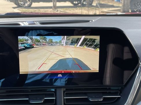 Certified 2025 Chevrolet Trax LT image 18