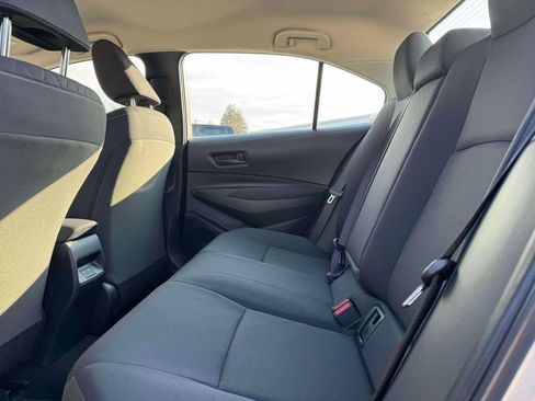 Used 2025 Toyota Corolla LE image 11