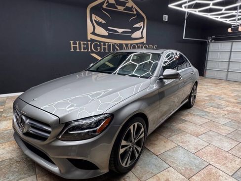 Used 2020 Mercedes-Benz C 300 Sedan image 3