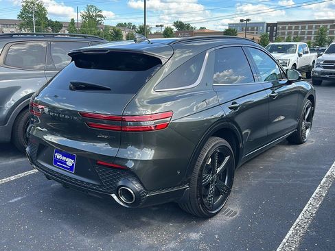Used 2025 Genesis GV70 3.5T Sport w/ Sport Advanced Package AWD/4WD image 3
