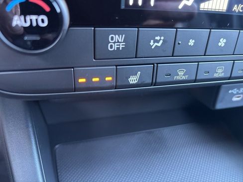 New 2026 Subaru Outback Premium image 21