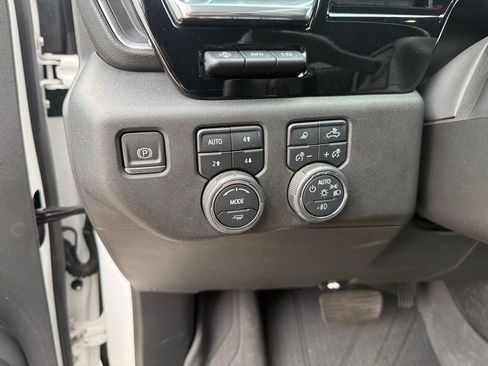 Used 2023 Chevrolet Silverado 1500 LTZ w/ Technology Package image 11