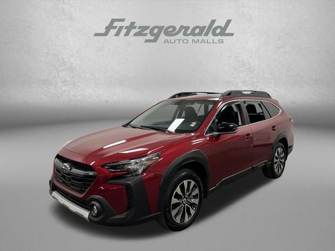 Used 2025 Subaru Outback Limited AWD/4WD image 1