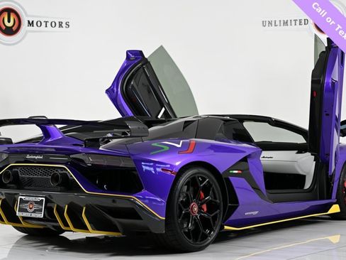 Used 2021 Lamborghini Aventador SVJ image 12
