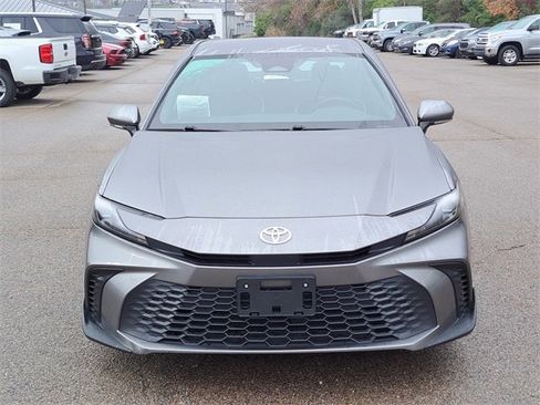 Used 2025 Toyota Camry XSE image 8