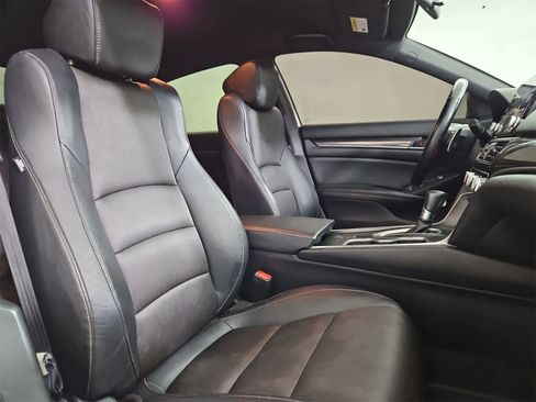 Used 2019 Honda Accord Sport image 21