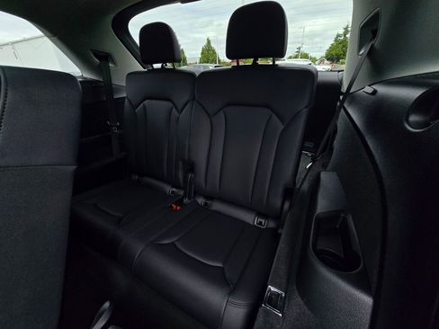 Used 2024 Audi Q7 2.0T Premium Plus image 47
