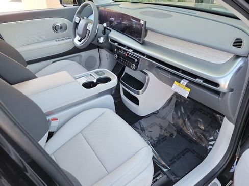 New 2026 Hyundai Ioniq 9 SEL image 16