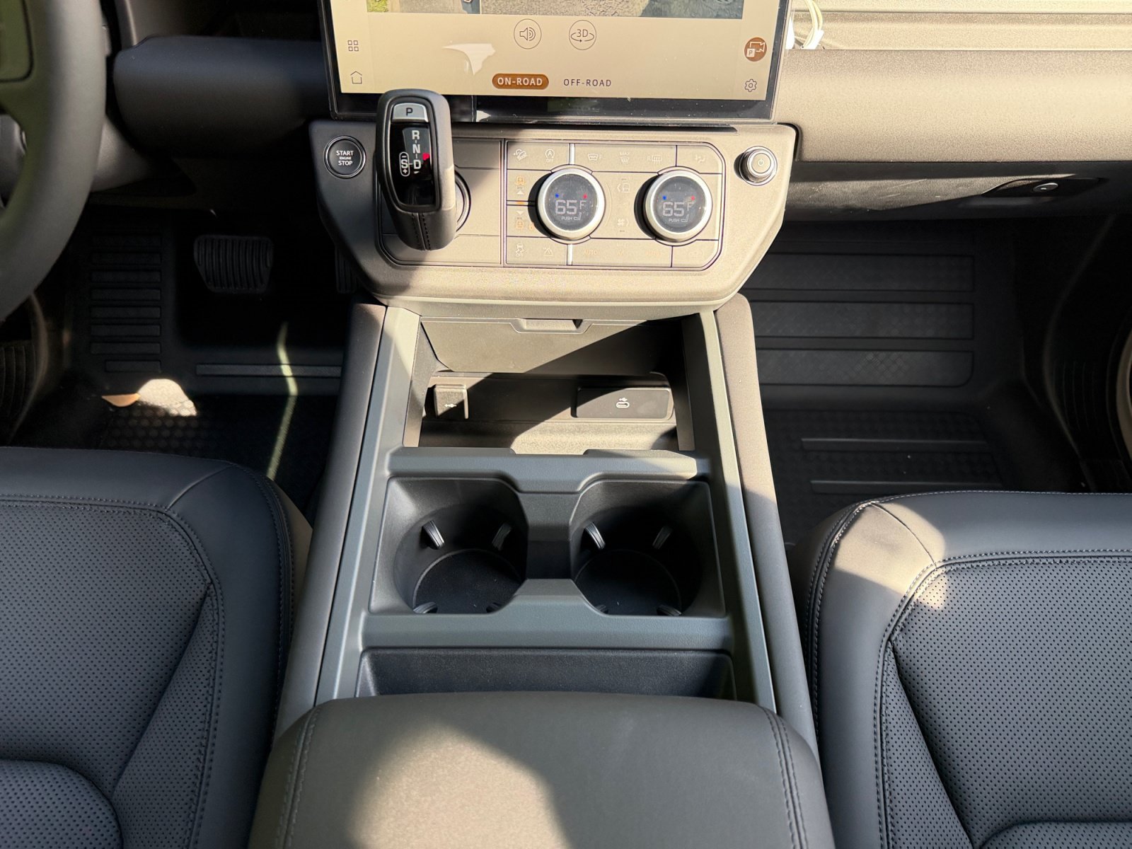 New 2026 Land Rover Defender 110 S AWD/4WD image 15