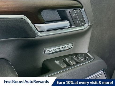 New 2026 GMC Sierra 1500 Denali w/ Denali Reserve Package image 17