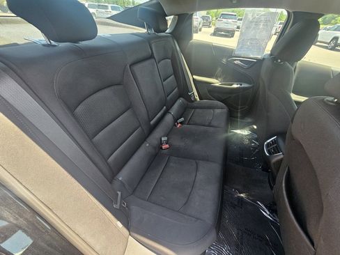 Used 2024 Chevrolet Malibu LT image 26
