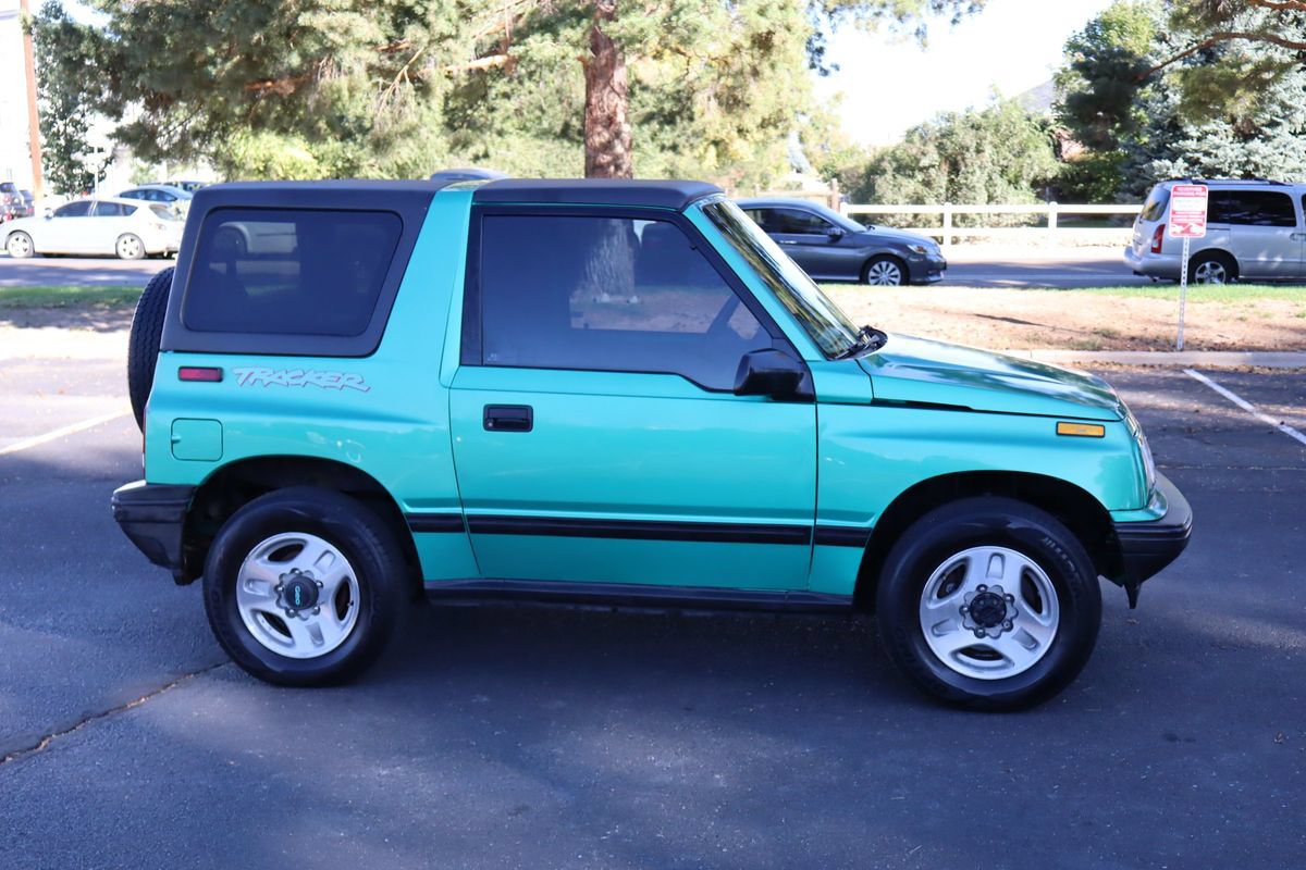 Used 1994 Geo Tracker Lsi AWD/4WD image 3