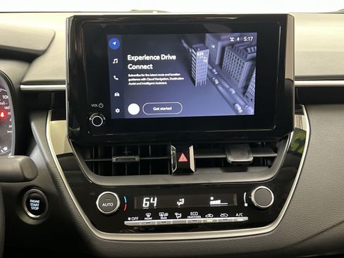Used 2025 Toyota Corolla LE w/ LE Premium Package FWD image 19