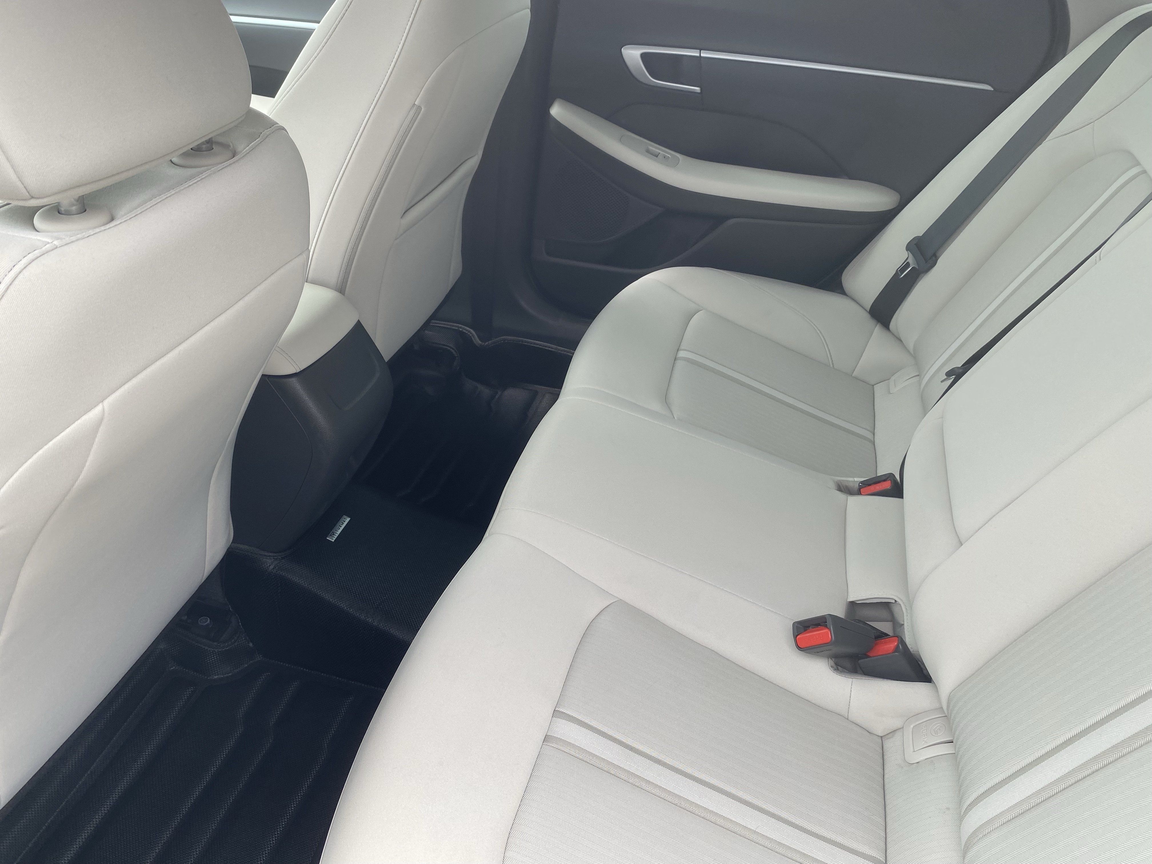 Used 2025 Hyundai Sonata SEL FWD image 16